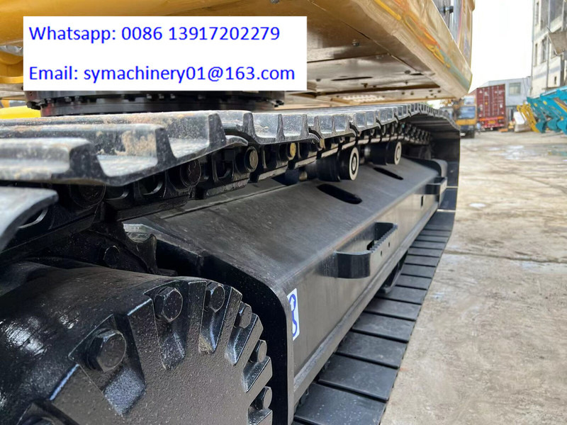 Caterpillar CAT 320D2 - Pelle sur chenille: photos 4 Caterpillar CAT 320D2 - Pelle sur chenille: photos 4