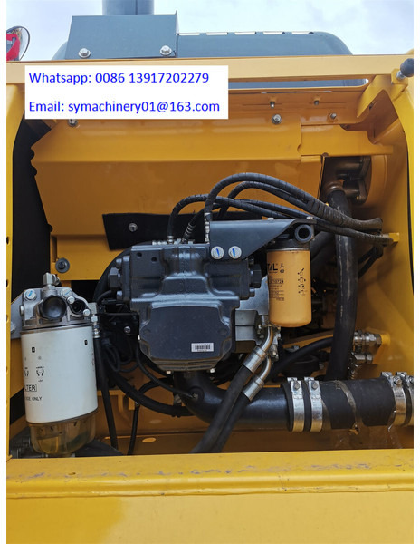 Komatsu PC210LC-8 - Pelle sur chenille: photos 5 Komatsu PC210LC-8 - Pelle sur chenille: photos 5