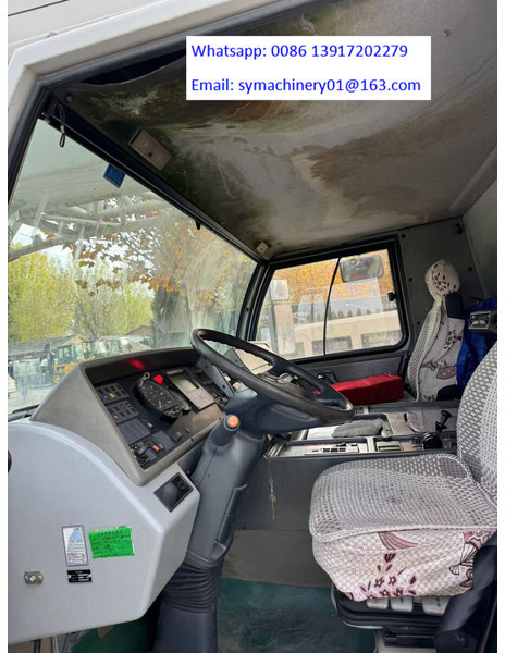 Tadano Faun ATF100-5 - Grue tout-terrain: photos 4 Tadano Faun ATF100-5 - Grue tout-terrain: photos 4