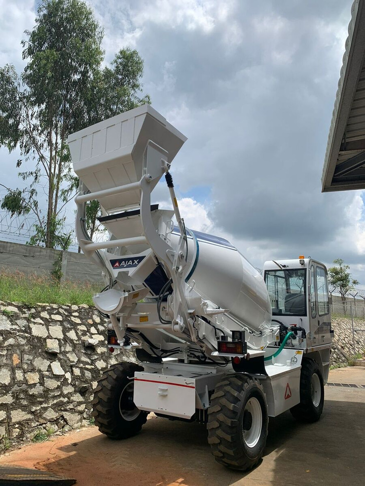 New AJAX ARGO 4000 concrete mixer truck - Autre matériel: photos 4 New AJAX ARGO 4000 concrete mixer truck - Autre matériel: photos 4