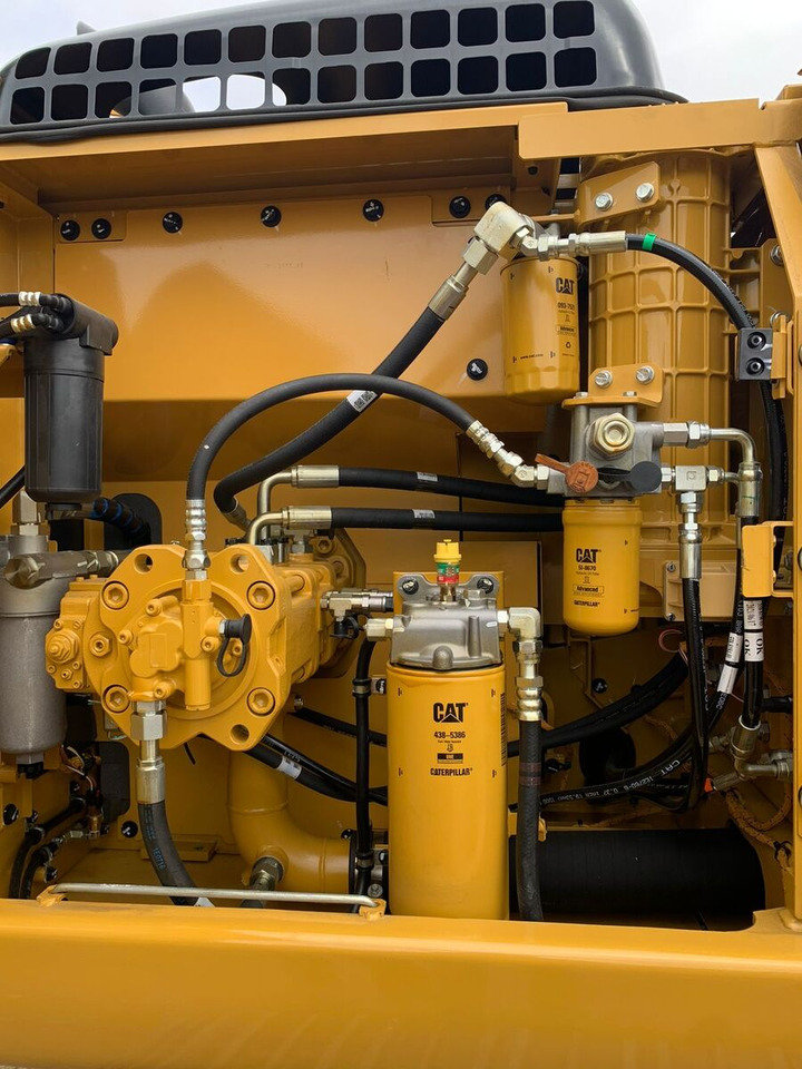 New Caterpillar 323D3 tracked excavator - Pelle sur chenille: photos 4 New Caterpillar 323D3 tracked excavator - Pelle sur chenille: photos 4