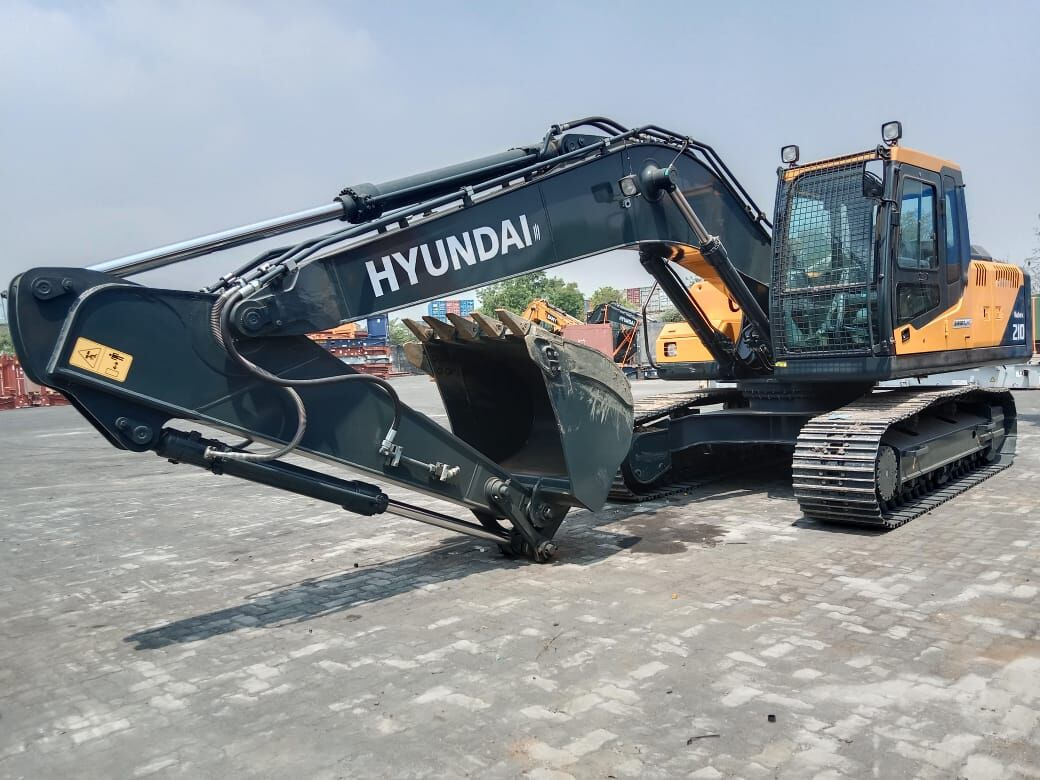 New Hyundai R210 tracked excavator - Pelle sur chenille: photos 2 New Hyundai R210 tracked excavator - Pelle sur chenille: photos 2