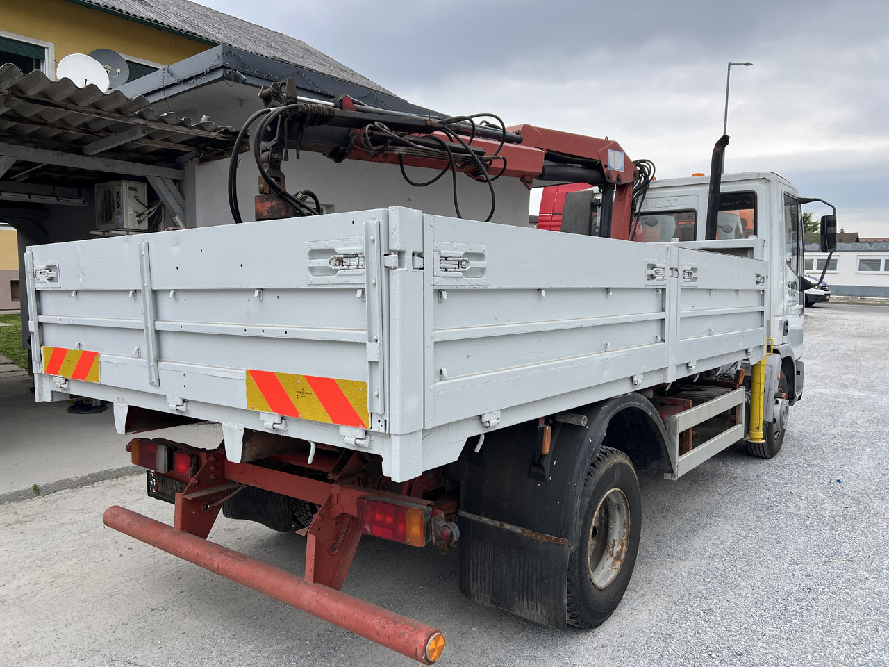 IVECO EUROCARGO 75E15 Kipper mit Kran - Camion benne, Camion grue: photos 3 IVECO EUROCARGO 75E15 Kipper mit Kran - Camion benne, Camion grue: photos 3