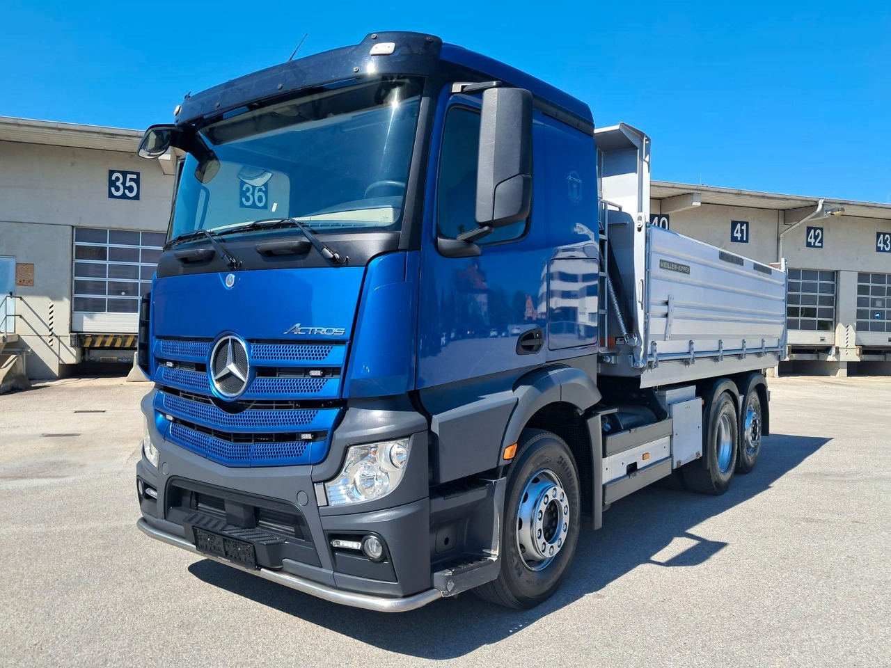 Mercedes-Benz Actros 2651 Dreiseitk.|Lift-Lenk | Klima | Retar - Camion benne: photos 1 Mercedes-Benz Actros 2651 Dreiseitk.|Lift-Lenk | Klima | Retar - Camion benne: photos 1