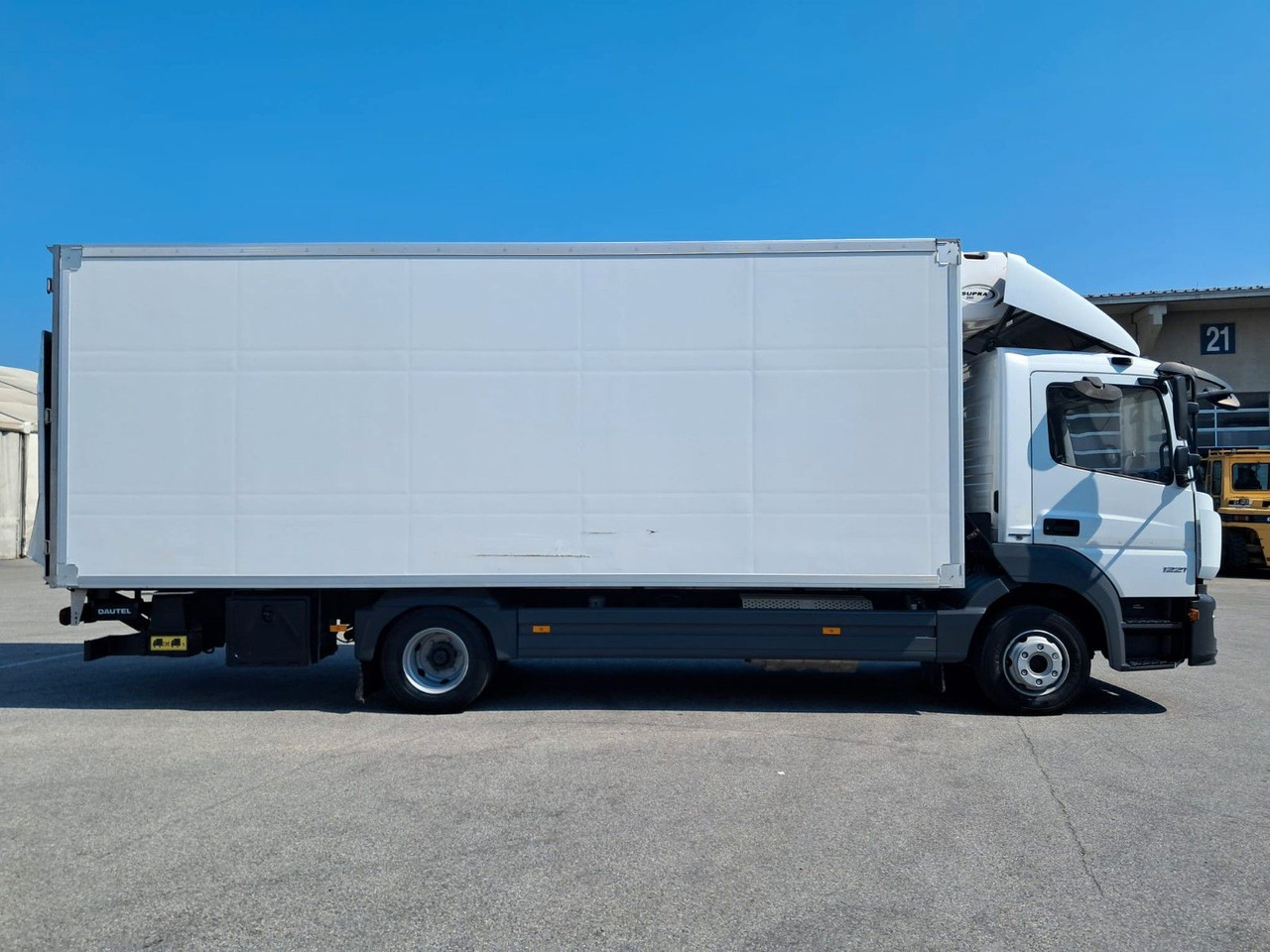 Mercedes-Benz Atego 1221 Kühlkoff LBW | Klima | Tempom | Difff - Camion frigorifique: photos 3 Mercedes-Benz Atego 1221 Kühlkoff LBW | Klima | Tempom | Difff - Camion frigorifique: photos 3