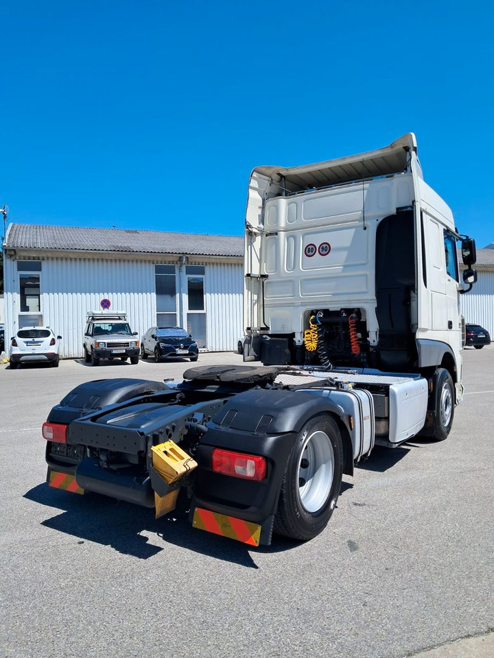 DAF XF 18.460 Schubboden | Klima | Retarder | Differ - Tracteur routier: photos 5 DAF XF 18.460 Schubboden | Klima | Retarder | Differ - Tracteur routier: photos 5
