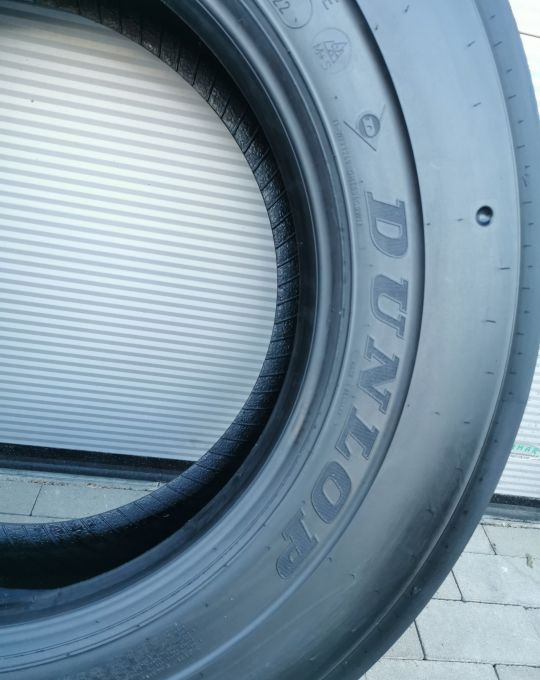 275/70 R22. 5 DUNLOP City SP 372 M+S NOWY - Pneu pour Voiture: photos 2 275/70 R22. 5 DUNLOP City SP 372 M+S NOWY - Pneu pour Voiture: photos 2