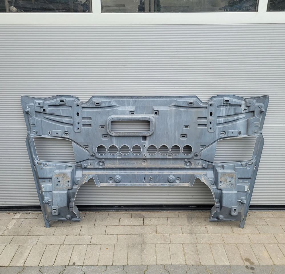 ATRAPA MASKA DAF XG NM ORYGINAŁ OM 2324028 - Capot pour Camion: photos 1 ATRAPA MASKA DAF XG NM ORYGINAŁ OM 2324028 - Capot pour Camion: photos 1