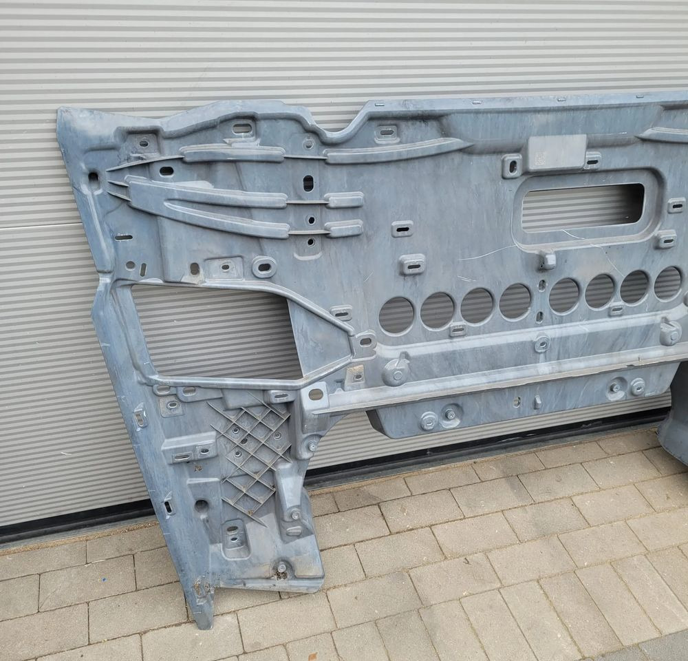 ATRAPA MASKA DAF XG NM ORYGINAŁ OM 2324028 - Capot pour Camion: photos 4 ATRAPA MASKA DAF XG NM ORYGINAŁ OM 2324028 - Capot pour Camion: photos 4