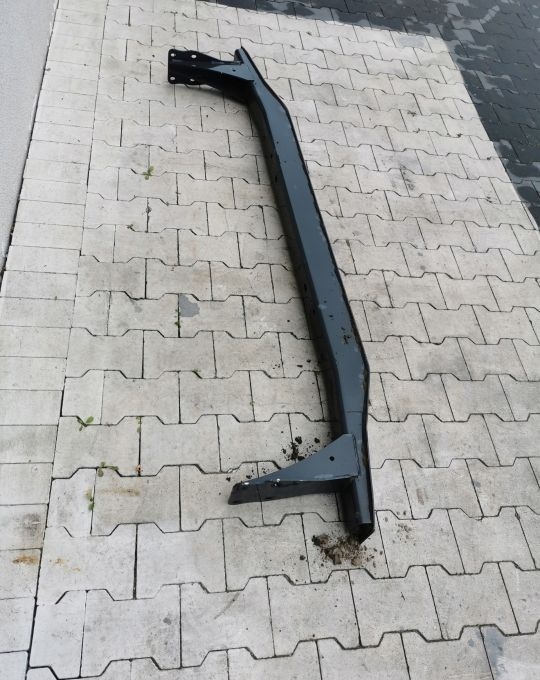 BELKA ZDERZAKA DAF LF EURO6 - Pare-chocs pour Camion: photos 2 BELKA ZDERZAKA DAF LF EURO6 - Pare-chocs pour Camion: photos 2