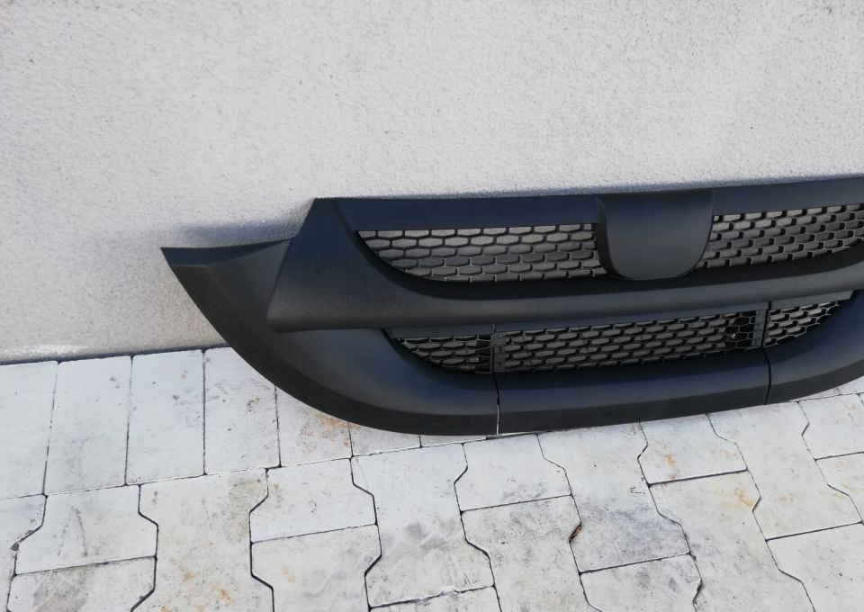 GRILL ATRAPA DAF LF NOWY ORYGINAŁ EURO6 - Capot: photos 2 GRILL ATRAPA DAF LF NOWY ORYGINAŁ EURO6 - Capot: photos 2