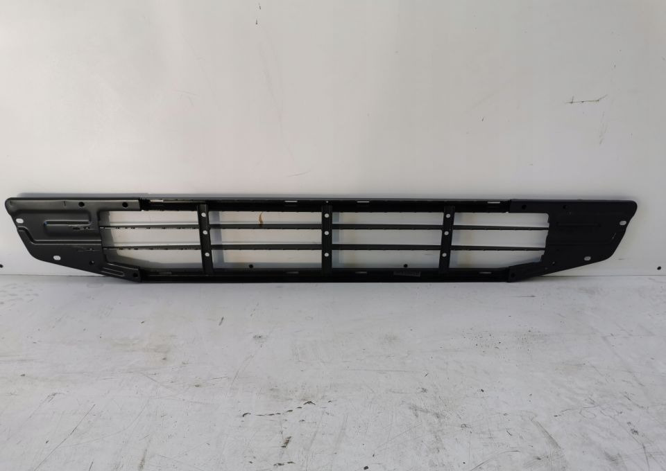 GRILL ATRAPA ŁAWKA VOLVO FH4 82255346 ORYGINAŁ - Capot: photos 2 GRILL ATRAPA ŁAWKA VOLVO FH4 82255346 ORYGINAŁ - Capot: photos 2