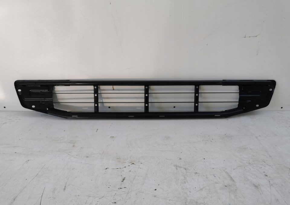 GRILL ATRAPA ŁAWKA VOLVO FH4 82255346 ORYGINAŁ - Capot: photos 1 GRILL ATRAPA ŁAWKA VOLVO FH4 82255346 ORYGINAŁ - Capot: photos 1