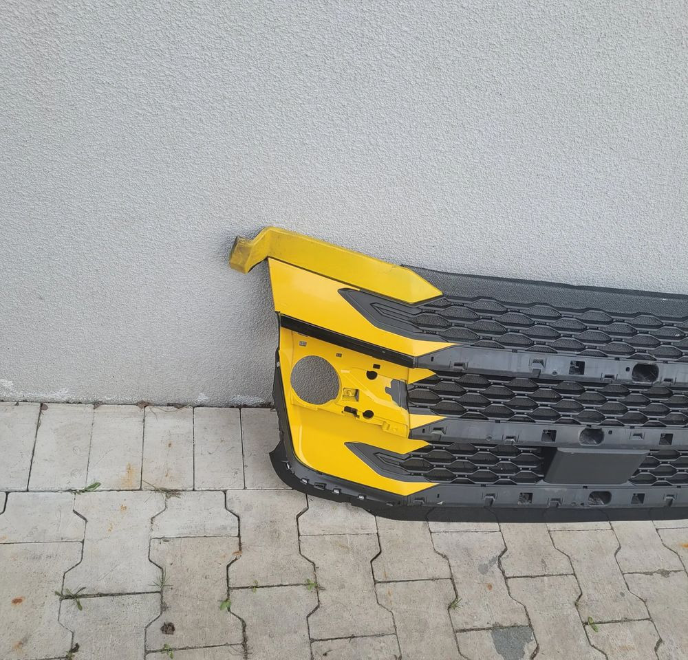 GRILL DAF XG ORYGINAŁ USZKODZONA 2311439 CHWALIM116 - Calandre pour Camion: photos 3 GRILL DAF XG ORYGINAŁ USZKODZONA 2311439 CHWALIM116 - Calandre pour Camion: photos 3