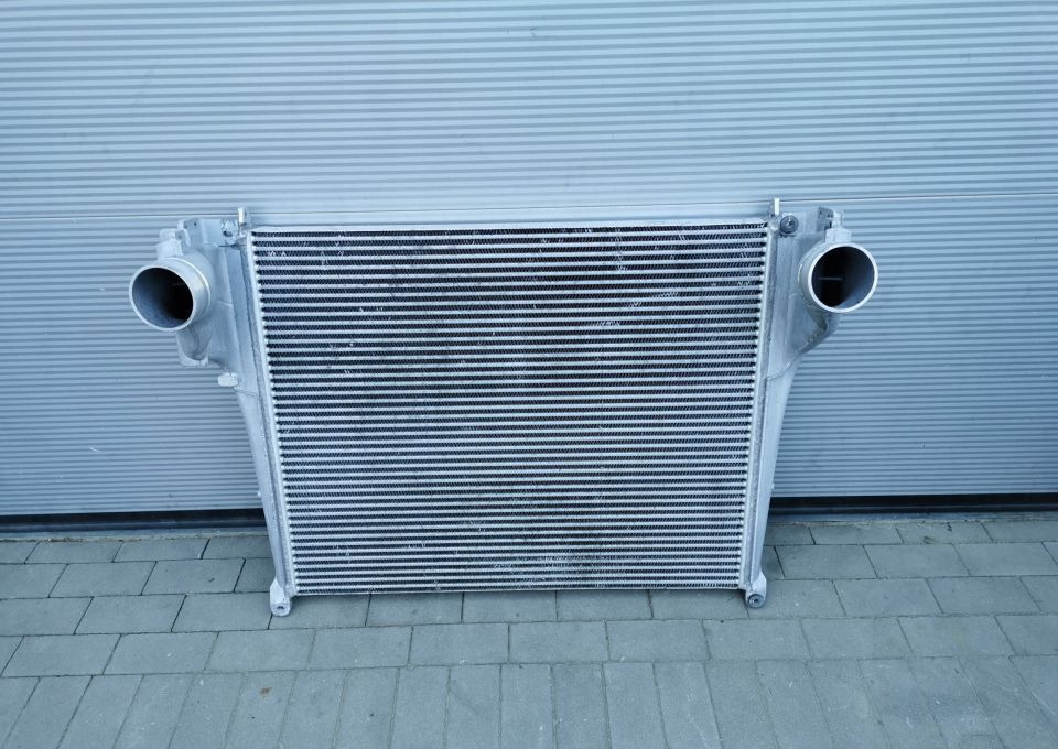 INTERCOOLER MERCREES ACTROS MP4 A9605000002 - Intercooler: photos 1 INTERCOOLER MERCREES ACTROS MP4 A9605000002 - Intercooler: photos 1