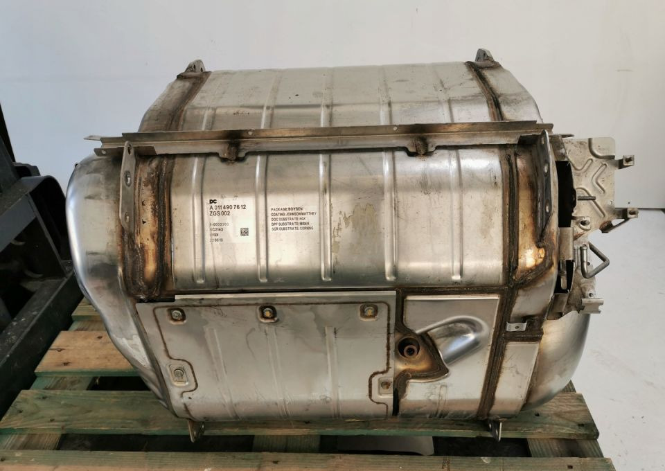 KATALIZATOR MERCEDES ACTROS ANTOS ATEGOA0114907612 - Catalyseur: photos 1 KATALIZATOR MERCEDES ACTROS ANTOS ATEGOA0114907612 - Catalyseur: photos 1