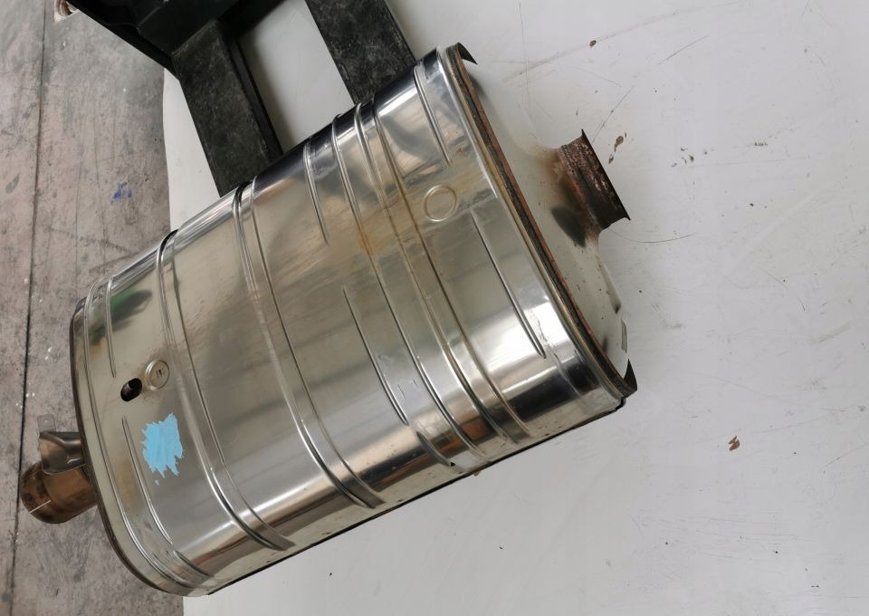 KATALIZATOR VOLVO FH GAMA K 21427939 P10 - Catalyseur pour Camion: photos 3 KATALIZATOR VOLVO FH GAMA K 21427939 P10 - Catalyseur pour Camion: photos 3