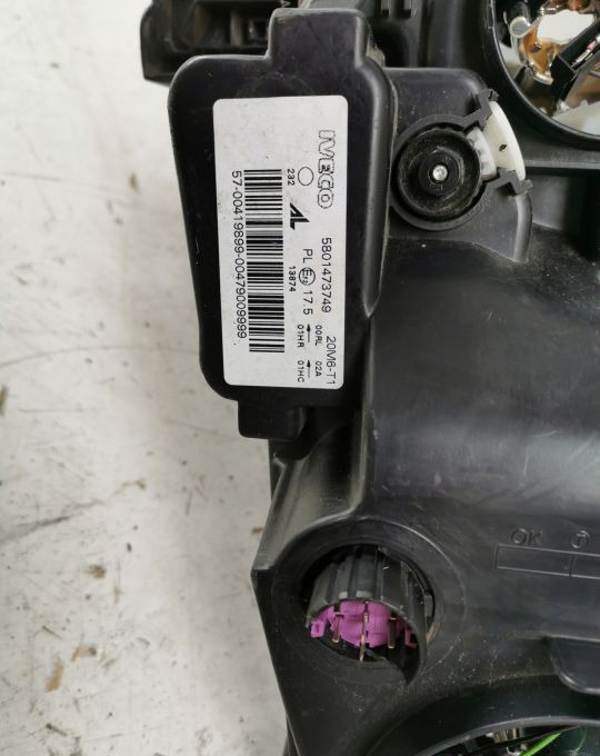LAMPA IVECO IVECO DAILY ORYGINAŁ PRAWA - Feu avant pour Véhicule utilitaire: photos 5 LAMPA IVECO IVECO DAILY ORYGINAŁ PRAWA - Feu avant pour Véhicule utilitaire: photos 5