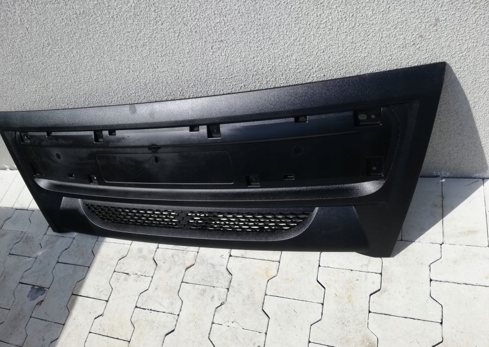 MASKA GRILL ATRAPA DAF LF NOWY ORYGINAŁ EURO6 - Capot: photos 3 MASKA GRILL ATRAPA DAF LF NOWY ORYGINAŁ EURO6 - Capot: photos 3