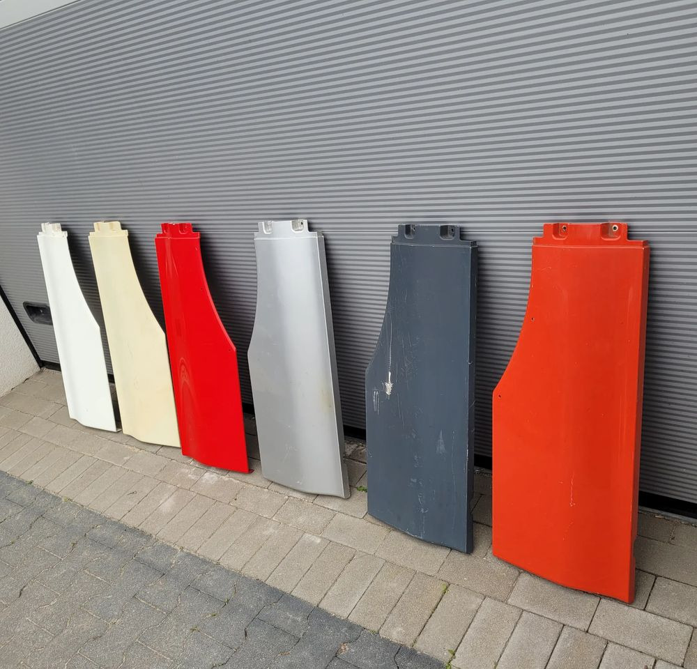 MASKOWNICA PRZEDŁUŻENIE STOPNICY MAN TGX TGA ORYGINAŁ CHWALIM116 - Carrosserie et extérieur pour Camion: photos 3 MASKOWNICA PRZEDŁUŻENIE STOPNICY MAN TGX TGA ORYGINAŁ CHWALIM116 - Carrosserie et extérieur pour Camion: photos 3