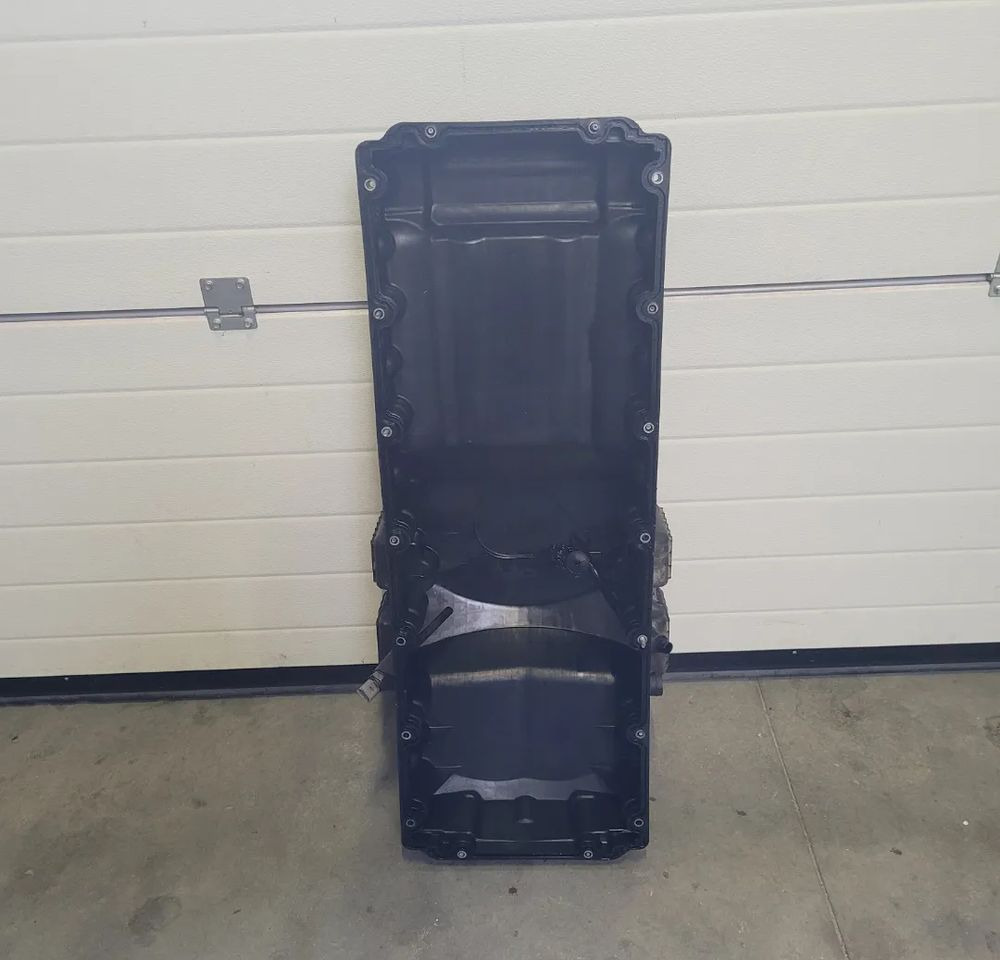 MISKA OLEJOWA MERCEDES ACTROS AXOR MP4 A470 010 43 13 - Carter d'huile pour Camion: photos 4 MISKA OLEJOWA MERCEDES ACTROS AXOR MP4 A470 010 43 13 - Carter d'huile pour Camion: photos 4