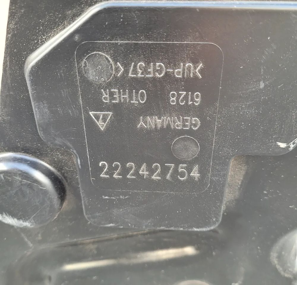 MISKA OLEJOWA RENAULT RANGE T 22242776 - Carter d'huile pour Camion: photos 5 MISKA OLEJOWA RENAULT RANGE T 22242776 - Carter d'huile pour Camion: photos 5