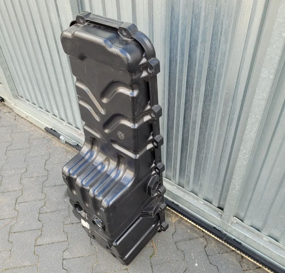 MISKA OLEJOWA RENAULT RANGE T 22242776 - Carter d'huile pour Camion: photos 2 MISKA OLEJOWA RENAULT RANGE T 22242776 - Carter d'huile pour Camion: photos 2