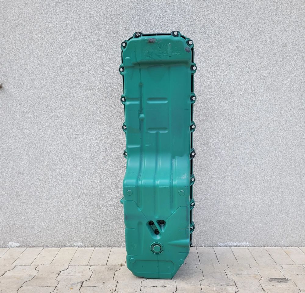 MISKA OLEJOWA VOLVO FH5 ORYGINAŁ 23702252 - Carter d'huile pour Camion: photos 1 MISKA OLEJOWA VOLVO FH5 ORYGINAŁ 23702252 - Carter d'huile pour Camion: photos 1