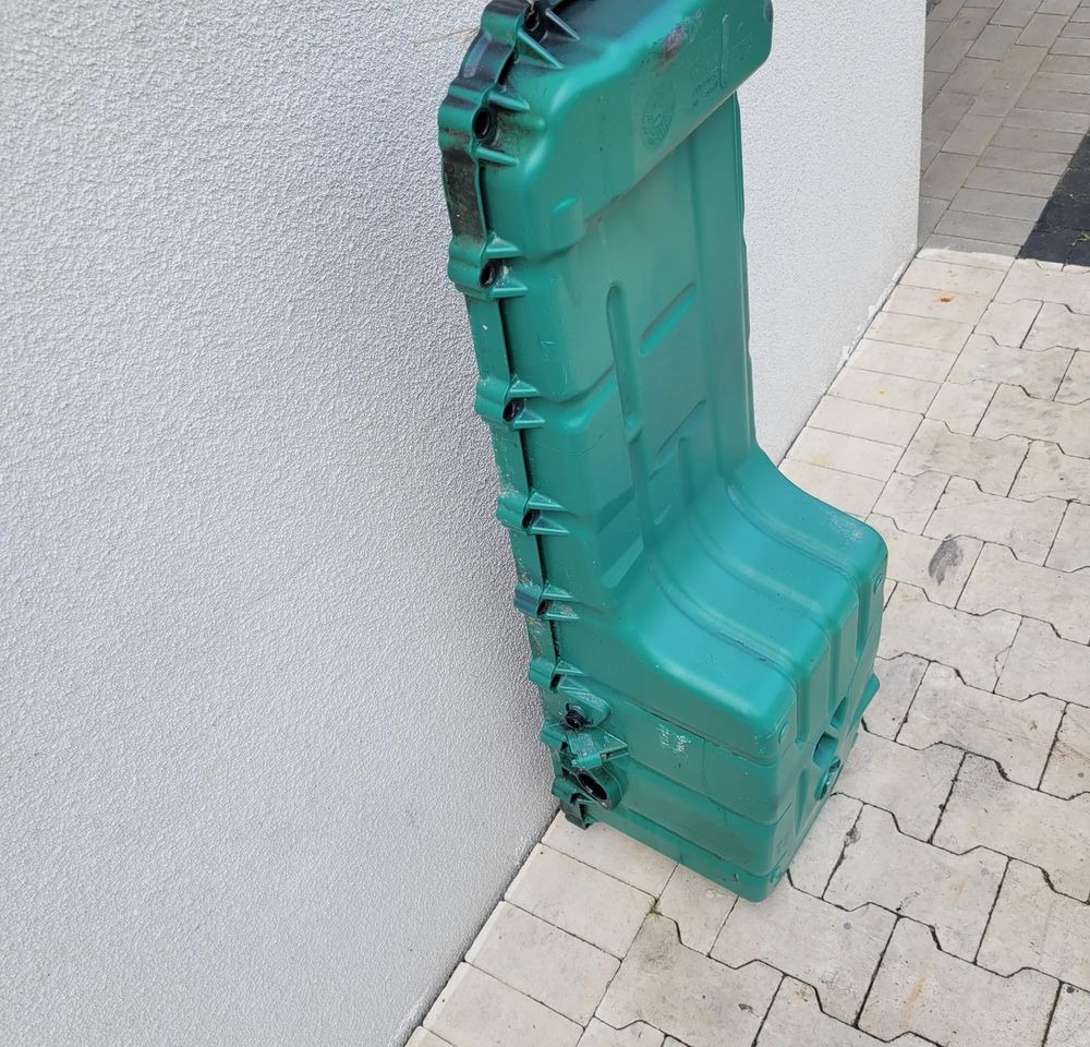 MISKA OLEJOWA VOLVO FH5 ORYGINAŁ 23702252 - Carter d'huile pour Camion: photos 3 MISKA OLEJOWA VOLVO FH5 ORYGINAŁ 23702252 - Carter d'huile pour Camion: photos 3