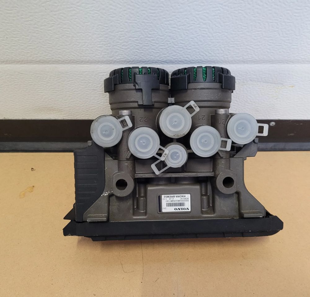 MODULATOR VOLVO KNORR K093191 22225552 CHWALIM116 - Pièces de frein pour Camion: photos 1 MODULATOR VOLVO KNORR K093191 22225552 CHWALIM116 - Pièces de frein pour Camion: photos 1
