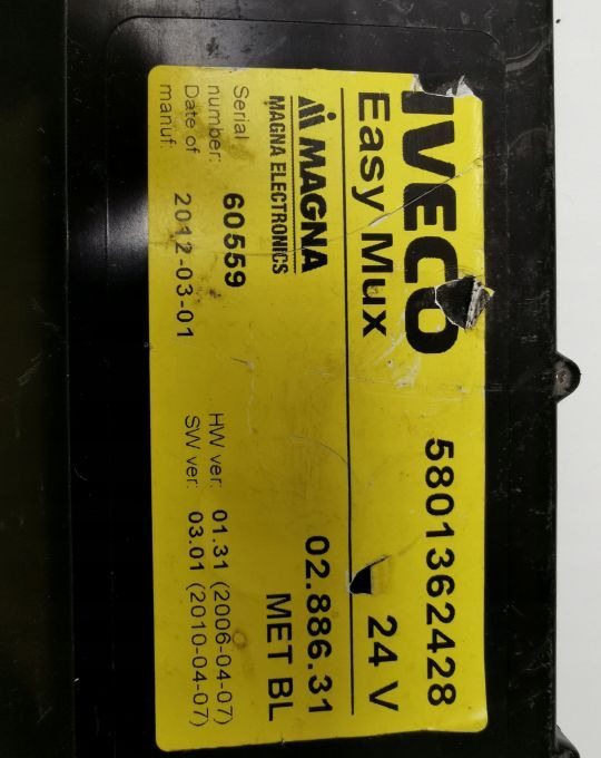 Moduł komputer EASY MUX IVECO 580 136 24 28 - Bloc de gestion pour Camion: photos 2 Moduł komputer EASY MUX IVECO 580 136 24 28 - Bloc de gestion pour Camion: photos 2