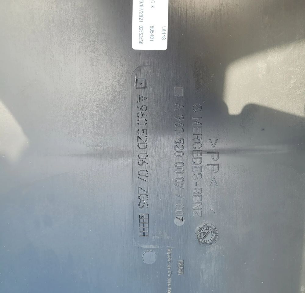 NADKOLE CHLAPACZ MERCEDES ACTROS MP4 MP5 NOWY ORYGINAŁ A9605200607 CHWALIM116 - Carrosserie et extérieur pour Camion: photos 3 NADKOLE CHLAPACZ MERCEDES ACTROS MP4 MP5 NOWY ORYGINAŁ A9605200607 CHWALIM116 - Carrosserie et extérieur pour Camion: photos 3