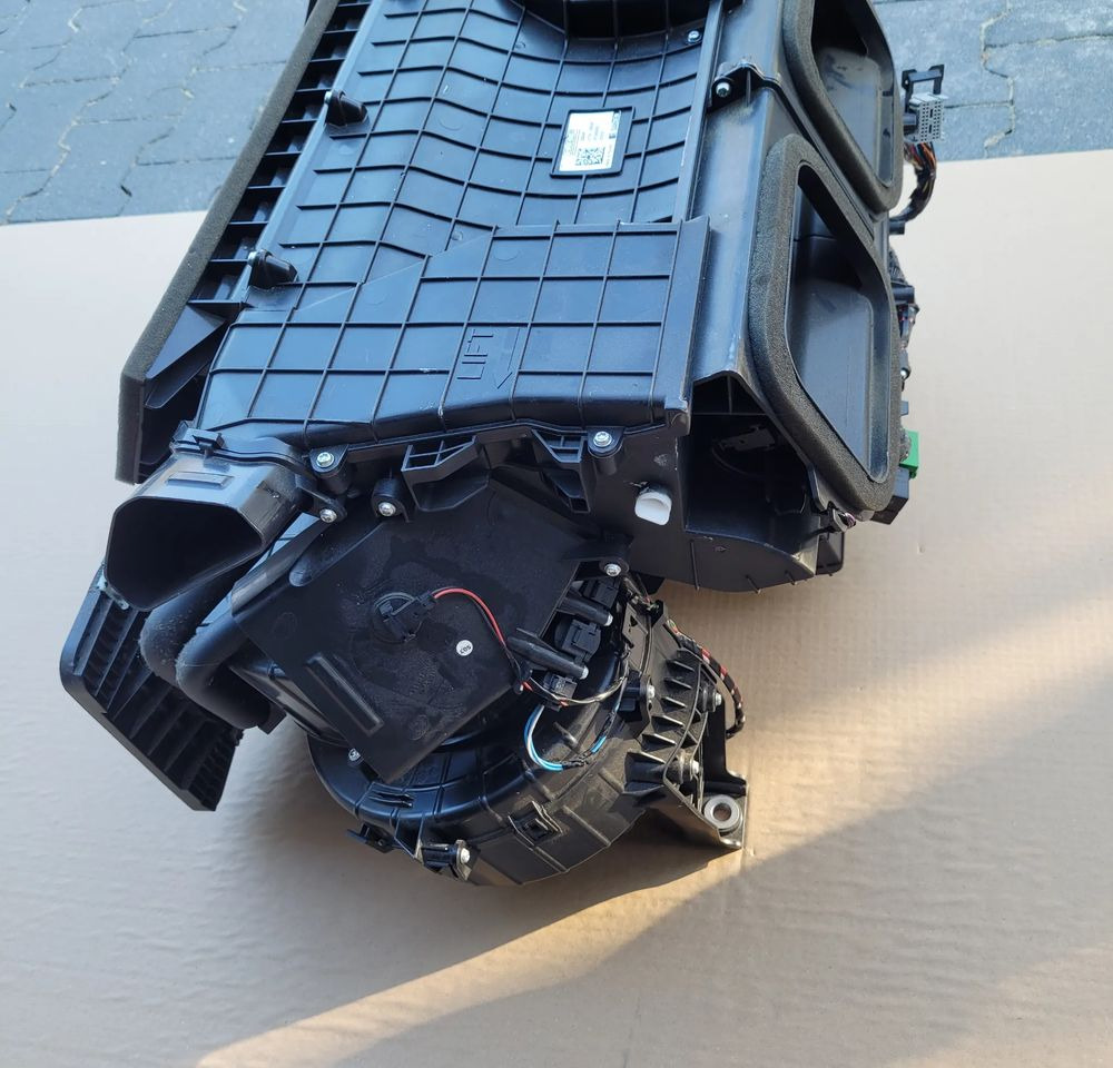 NAGRZEWNICA DAF XF 106 2235436 CHWALIM116 - Chauffage/ Ventilation pour Camion: photos 3 NAGRZEWNICA DAF XF 106 2235436 CHWALIM116 - Chauffage/ Ventilation pour Camion: photos 3
