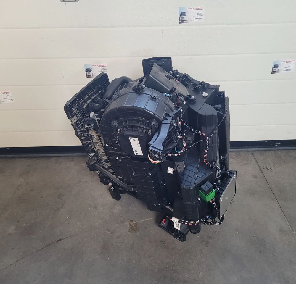 NAGRZEWNICA DAF XF 106 FL 2255994 CHWALIM116 - Chauffage/ Ventilation pour Camion: photos 2 NAGRZEWNICA DAF XF 106 FL 2255994 CHWALIM116 - Chauffage/ Ventilation pour Camion: photos 2