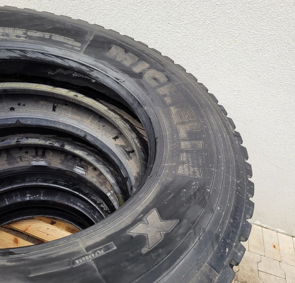 OPONA MICHELIN 10R XZA R 22.5 CENA ZA SZT. - Pneu pour Camion: photos 4 OPONA MICHELIN 10R XZA R 22.5 CENA ZA SZT. - Pneu pour Camion: photos 4
