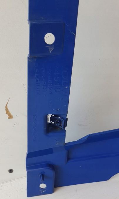 Okular ZDERZAK VOLVO FMX FM ORYGINAŁ - Pare-chocs pour Camion: photos 3 Okular ZDERZAK VOLVO FMX FM ORYGINAŁ - Pare-chocs pour Camion: photos 3