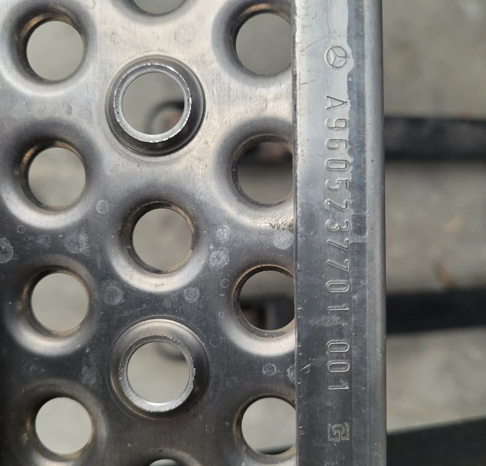 PODEST MERCEDES MP4 MP5 ORYGINAŁ NOWY A9605237701 CHWALIM116 - Carrosserie et extérieur pour Camion: photos 3 PODEST MERCEDES MP4 MP5 ORYGINAŁ NOWY A9605237701 CHWALIM116 - Carrosserie et extérieur pour Camion: photos 3