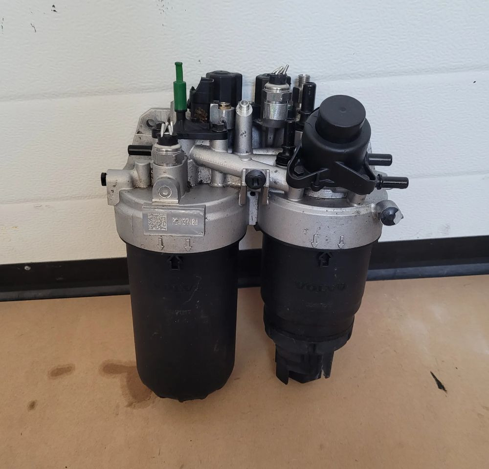 PODSTAWA FILTRA PALIWA VOLVO FH4 ORYGINAŁ 24137484 CHWALIM116 - Filtre à carburant pour Camion: photos 4 PODSTAWA FILTRA PALIWA VOLVO FH4 ORYGINAŁ 24137484 CHWALIM116 - Filtre à carburant pour Camion: photos 4