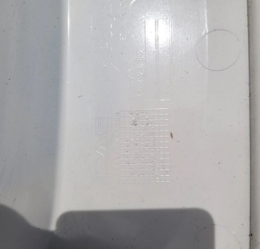 STOPIEN DOLNY LEWY DAF XF 105 - Marchepied pour Camion: photos 2 STOPIEN DOLNY LEWY DAF XF 105 - Marchepied pour Camion: photos 2