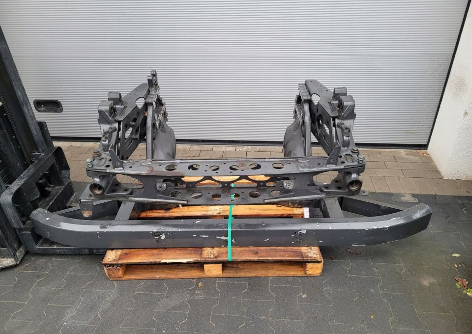 STREFA ZGNIOTU MERCEDES ACTROS MP4 STANDARD - Pare-chocs pour Camion: photos 1 STREFA ZGNIOTU MERCEDES ACTROS MP4 STANDARD - Pare-chocs pour Camion: photos 1