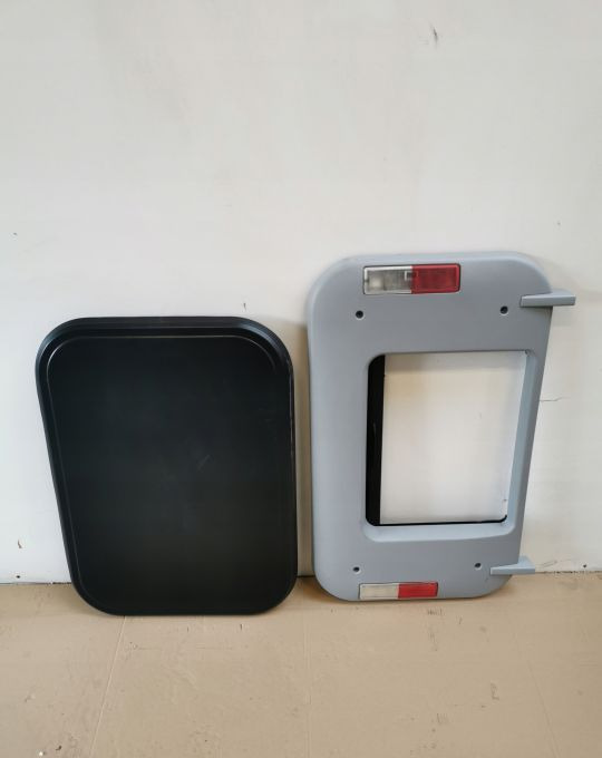 SZYBERDACH MAN TGX TGS ELKTRYCZNY - Carrosserie et extérieur pour Camion: photos 2 SZYBERDACH MAN TGX TGS ELKTRYCZNY - Carrosserie et extérieur pour Camion: photos 2