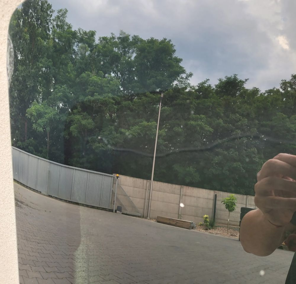 SZYBERDACH VOLVO FH4 - Carrosserie et extérieur: photos 3 SZYBERDACH VOLVO FH4 - Carrosserie et extérieur: photos 3