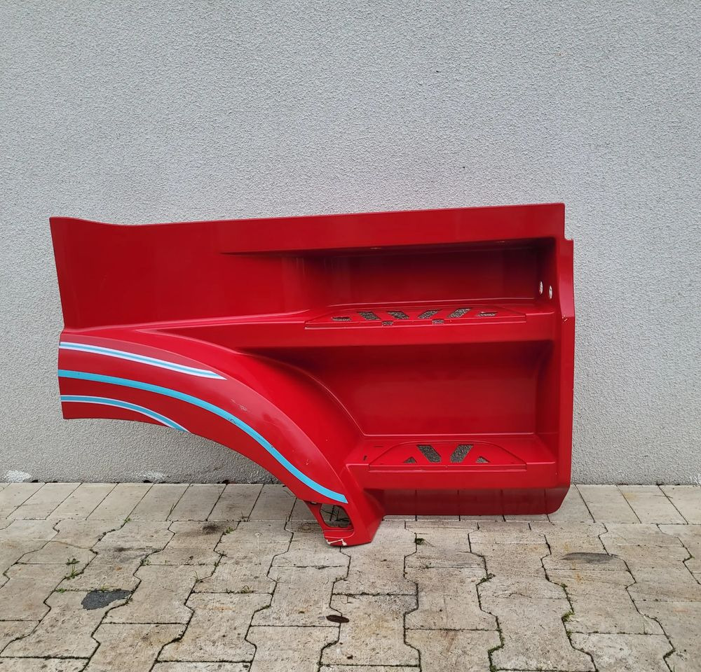 Stopnica Mercedes ACTROS MP4 MP5 A9616664003 CHWALIM116 - Marchepied pour Camion: photos 3 Stopnica Mercedes ACTROS MP4 MP5 A9616664003 CHWALIM116 - Marchepied pour Camion: photos 3