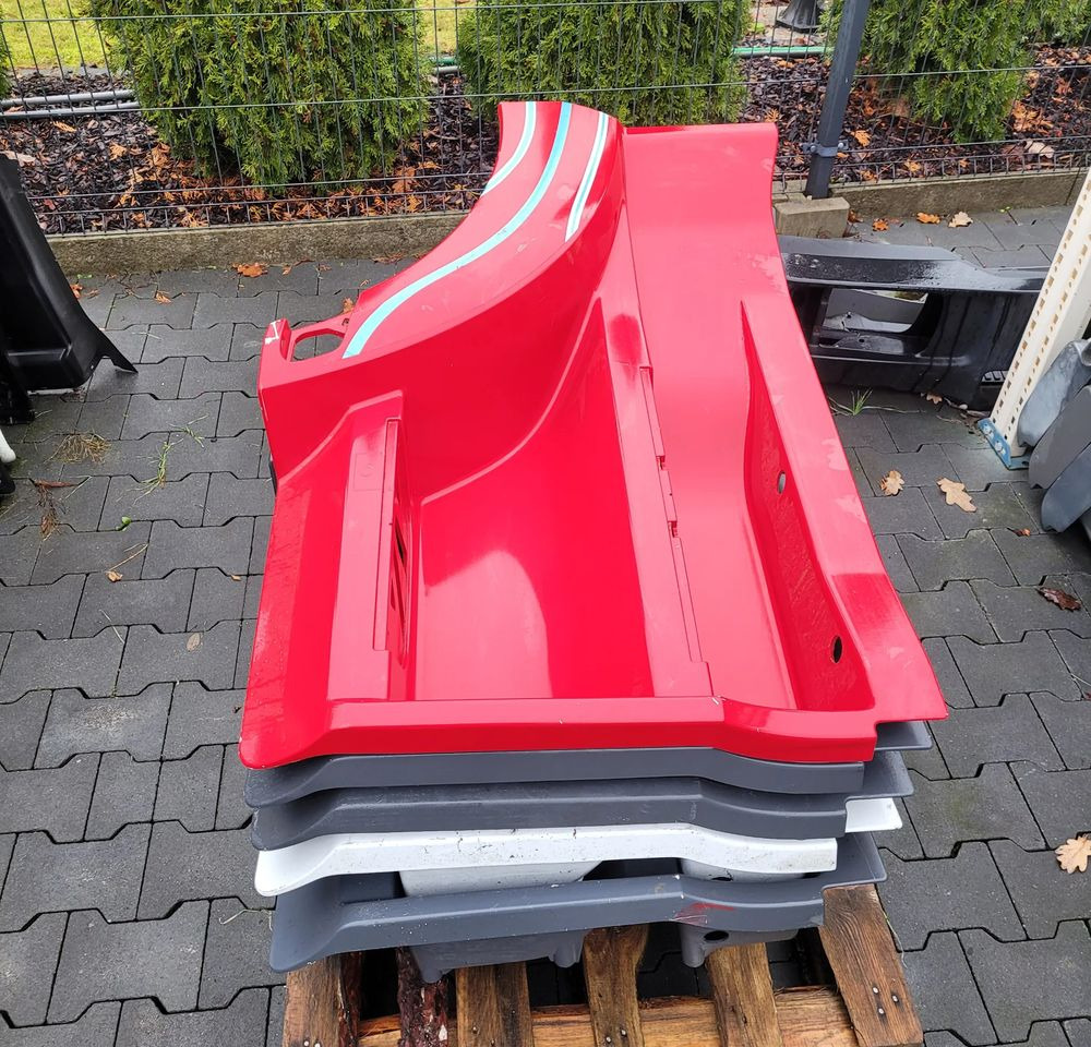 Stopnica Mercedes ACTROS MP4 MP5 A9616664003 CHWALIM116 - Marchepied pour Camion: photos 1 Stopnica Mercedes ACTROS MP4 MP5 A9616664003 CHWALIM116 - Marchepied pour Camion: photos 1