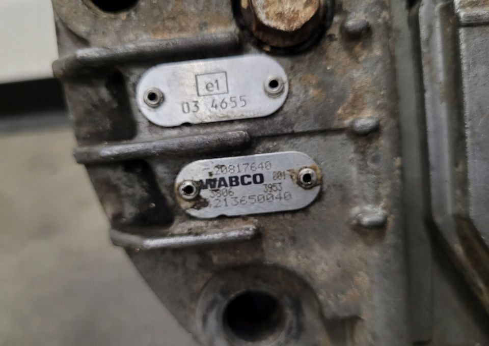 WYBIERAK VOLVO FH RENAULT 20817640 - Boîte de vitesse et pièces pour Camion: photos 4 WYBIERAK VOLVO FH RENAULT 20817640 - Boîte de vitesse et pièces pour Camion: photos 4