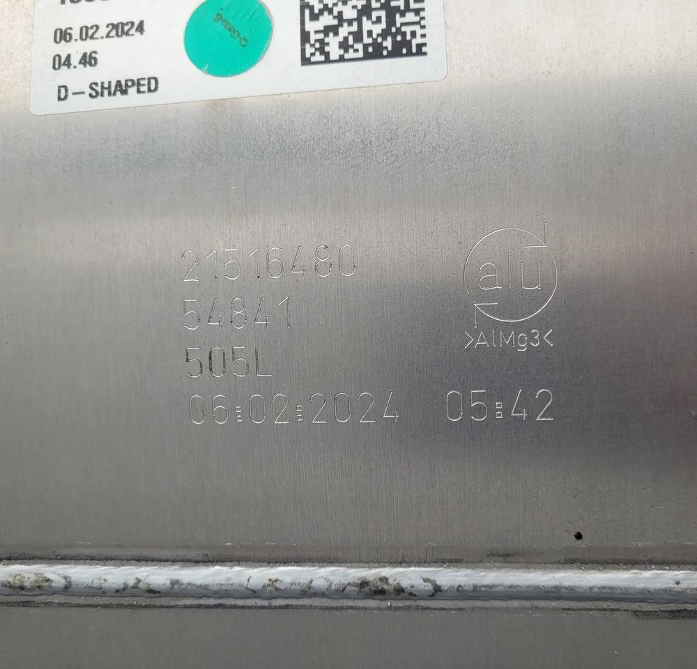 ZBIORNIK PALIWA VOLVO FH4 FH5 GAMA 160x55x68cm 505L 21516480 CHWALIM116 - Réservoir de carburant pour Camion: photos 4 ZBIORNIK PALIWA VOLVO FH4 FH5 GAMA 160x55x68cm 505L 21516480 CHWALIM116 - Réservoir de carburant pour Camion: photos 4
