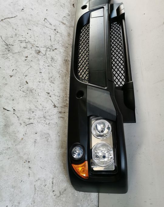 ZDERZAK IVECO EUROCARGO ORYGNIAŁ - Pare-chocs pour Camion: photos 2 ZDERZAK IVECO EUROCARGO ORYGNIAŁ - Pare-chocs pour Camion: photos 2