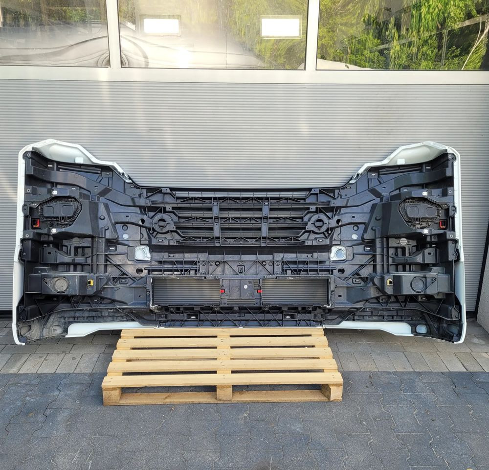 ZDERZAK MAN TGX NM.TG3 FULL LED ORYGINAŁ CHWALIM116 RAL 9010 - Carrosserie et extérieur pour Camion: photos 4 ZDERZAK MAN TGX NM.TG3 FULL LED ORYGINAŁ CHWALIM116 RAL 9010 - Carrosserie et extérieur pour Camion: photos 4