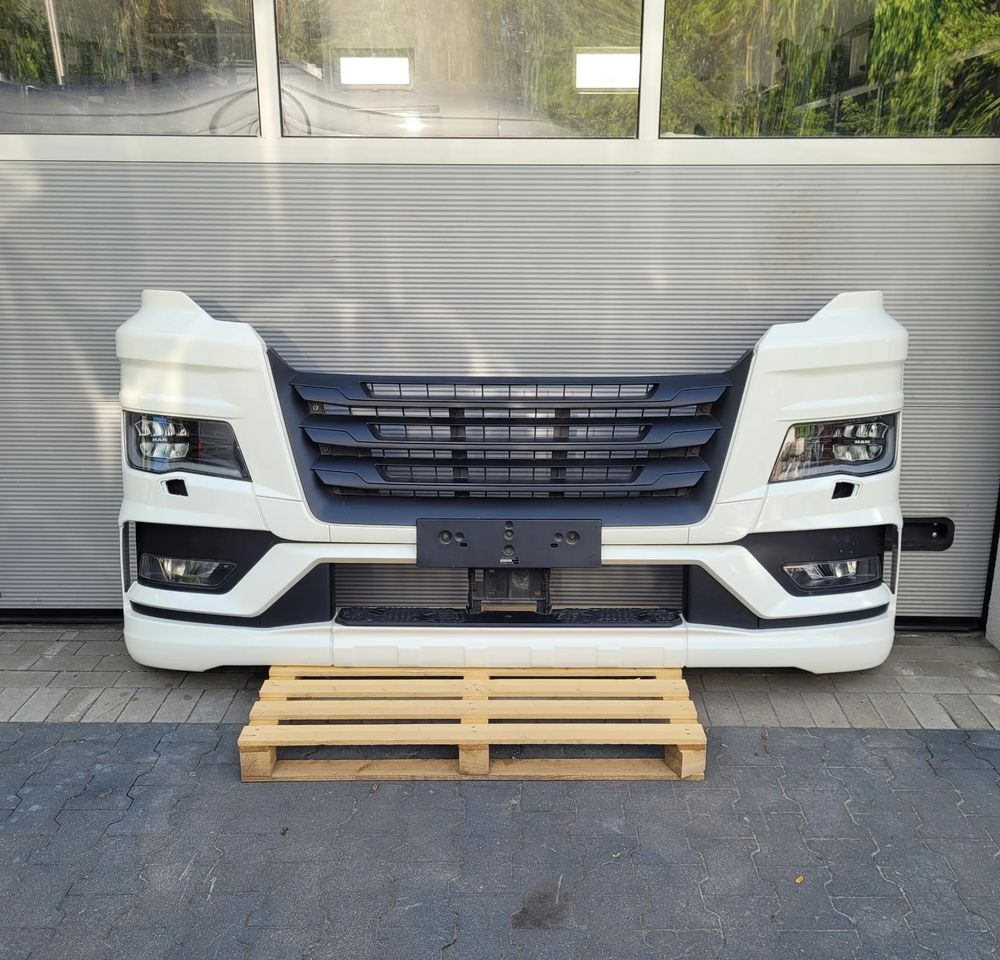 ZDERZAK MAN TGX NM.TG3 FULL LED ORYGINAŁ CHWALIM116 RAL 9010 - Carrosserie et extérieur pour Camion: photos 1 ZDERZAK MAN TGX NM.TG3 FULL LED ORYGINAŁ CHWALIM116 RAL 9010 - Carrosserie et extérieur pour Camion: photos 1