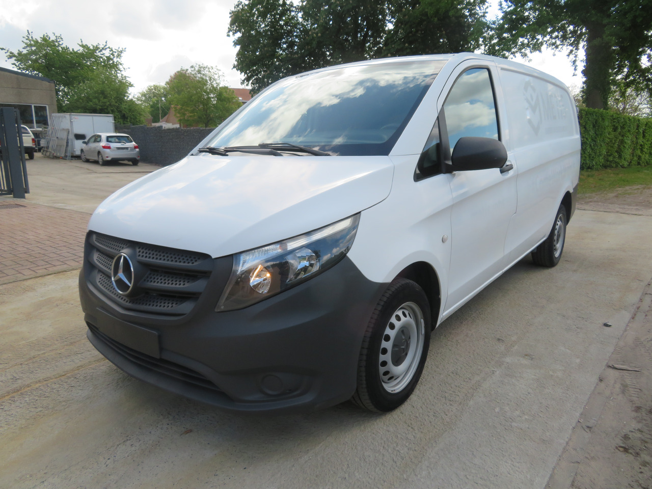 - Fourgonnette: photos 3 - Fourgonnette: photos 3